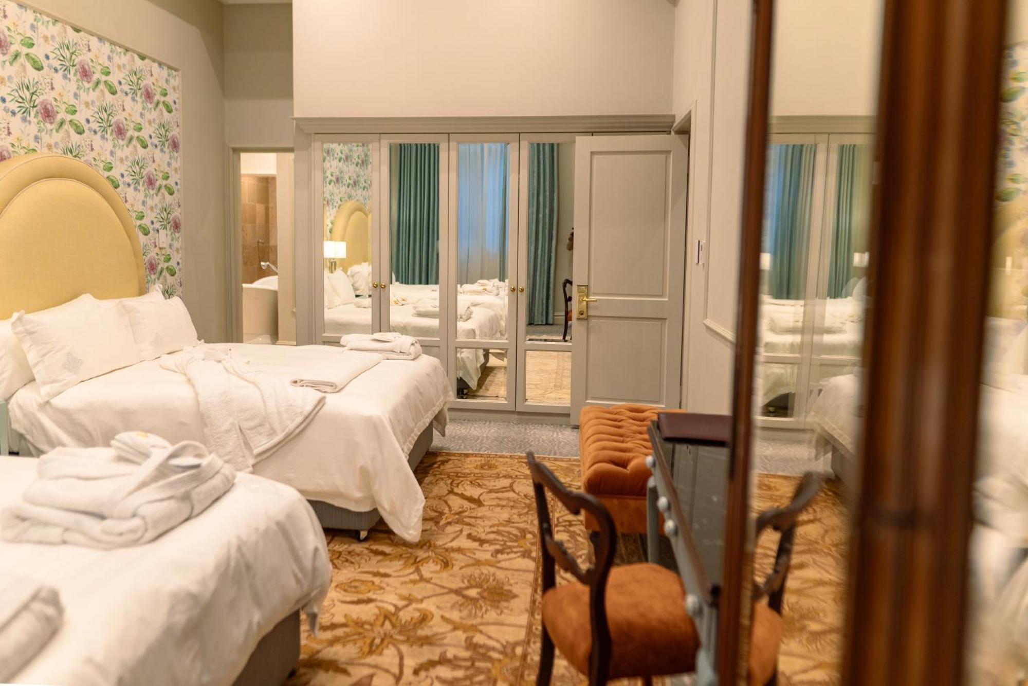 The Monarch Hotel โจฮันเนสเบิร์ก ภายนอก รูปภาพ