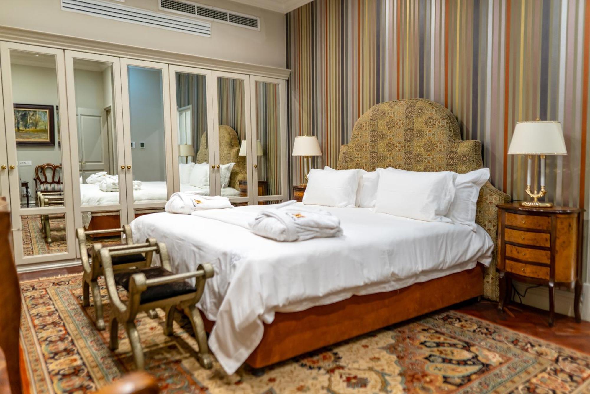 The Monarch Hotel โจฮันเนสเบิร์ก ภายนอก รูปภาพ